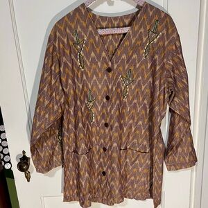 Patterned Button-Up Shirt with Embroidery